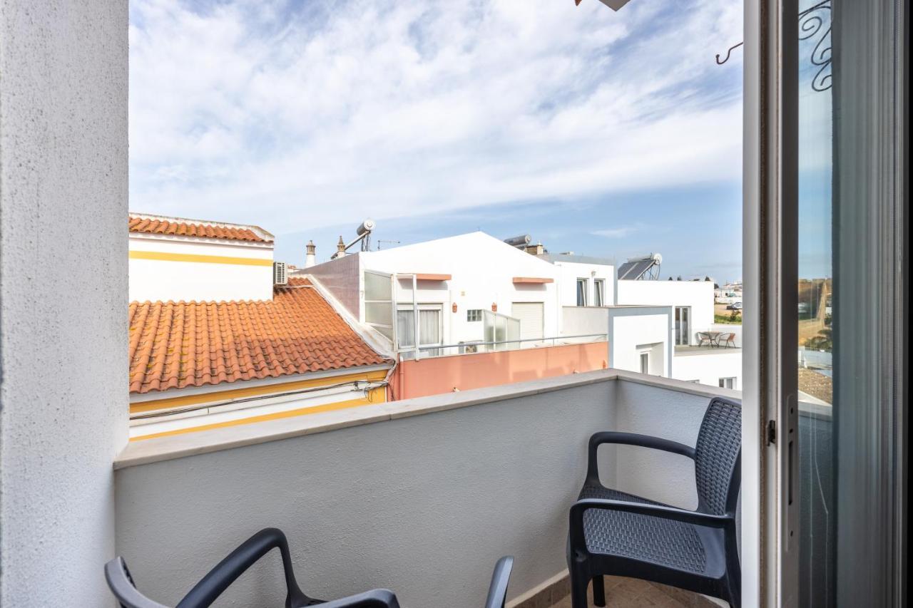 3 Marias Guest House B&B 拉哥斯 外观 照片