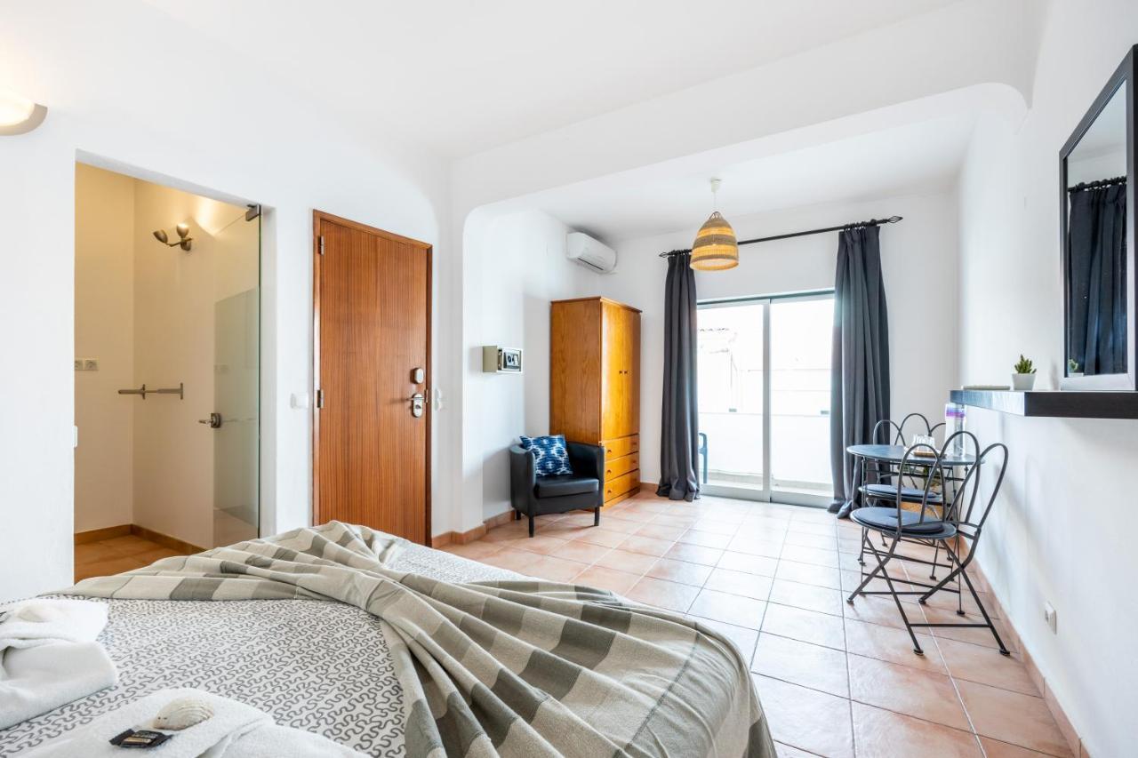 3 Marias Guest House B&B 拉哥斯 外观 照片
