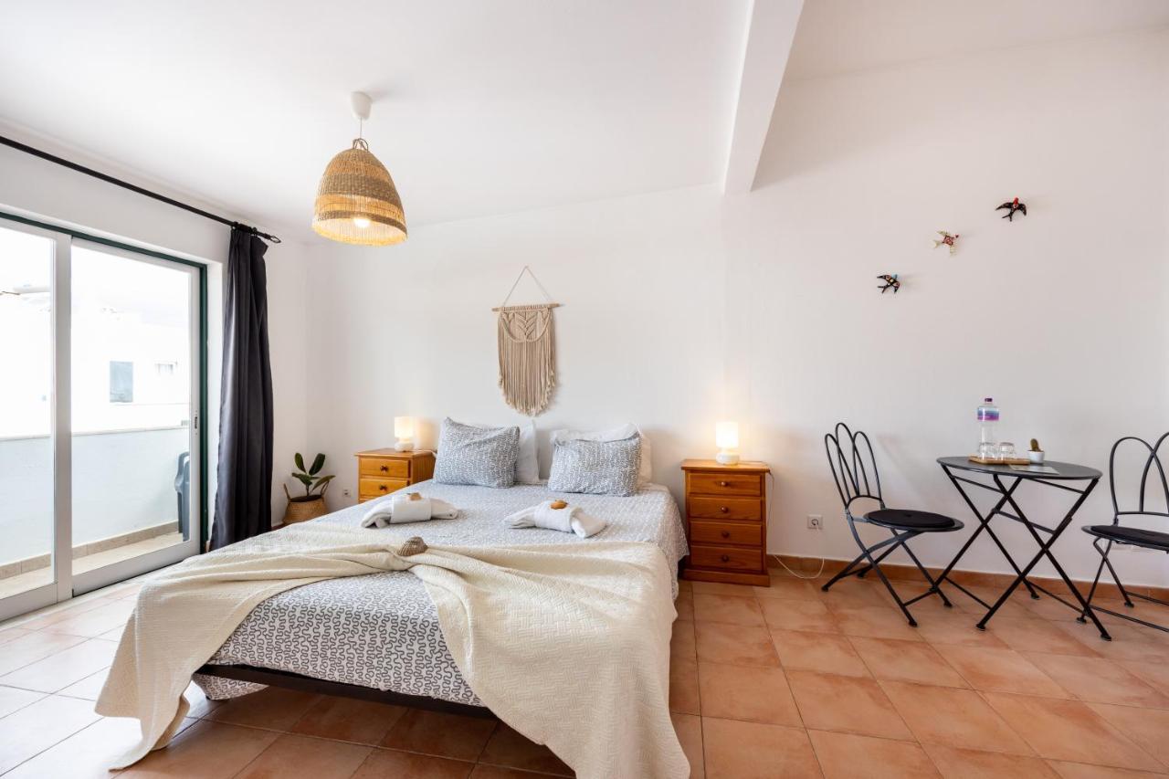 3 Marias Guest House B&B 拉哥斯 外观 照片